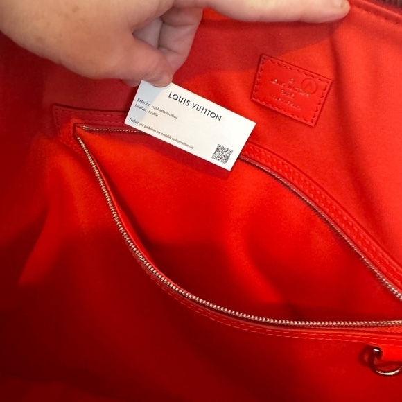 NWT Louis Vuitton Alma Travel GM Epi Leather Vermillon Red - Picture 13 of 13